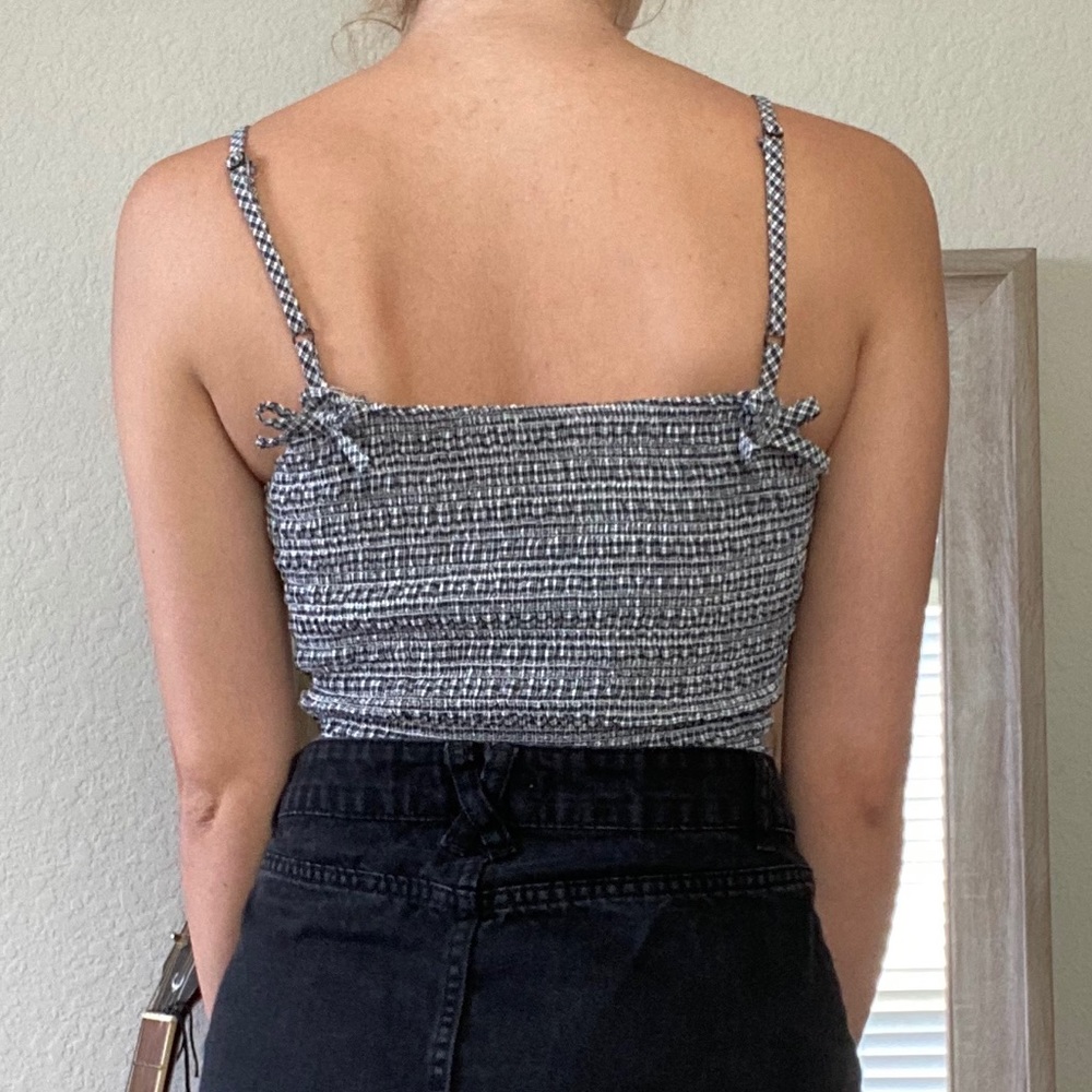 stretchy gingham tank with 2 bows on back straps - Picture 5 of 5